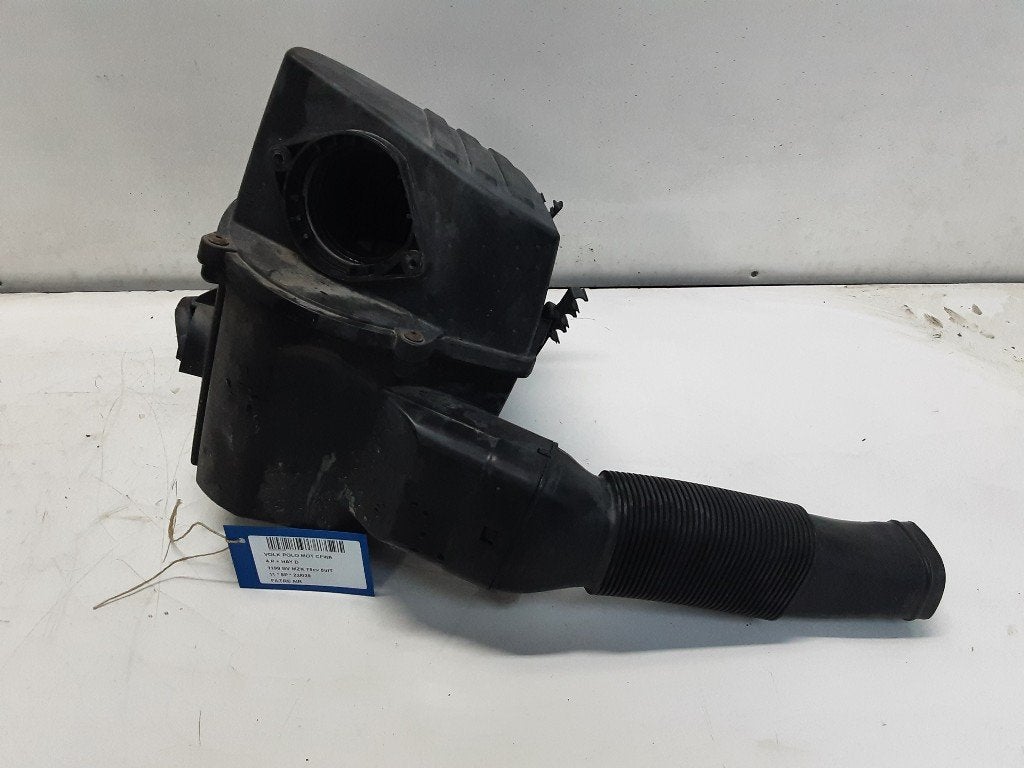 FILTRE À AIR Volkswagen Polo V (6R) (01-2009/05-2022), Volkswagen, Mevr. I. Hauben, Utilisé, Rue de l'Espoir 34 34
4030  GRIVEGNÉE, BE