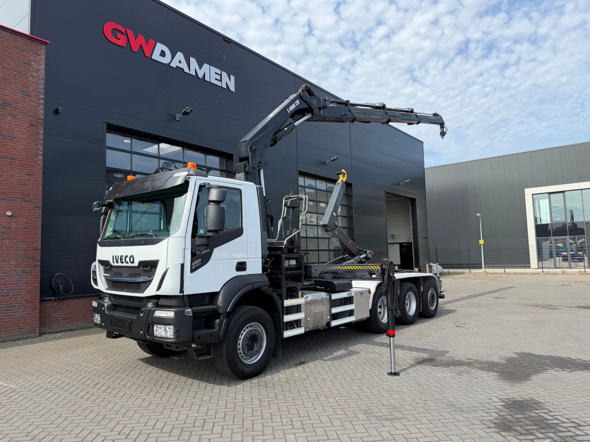 Iveco Stralis 460 8x4 Haaksysteem / Hiab 228-3 Euro 6 D, Autos, Camions, 460 ch, Achat, Euro 6, Iveco