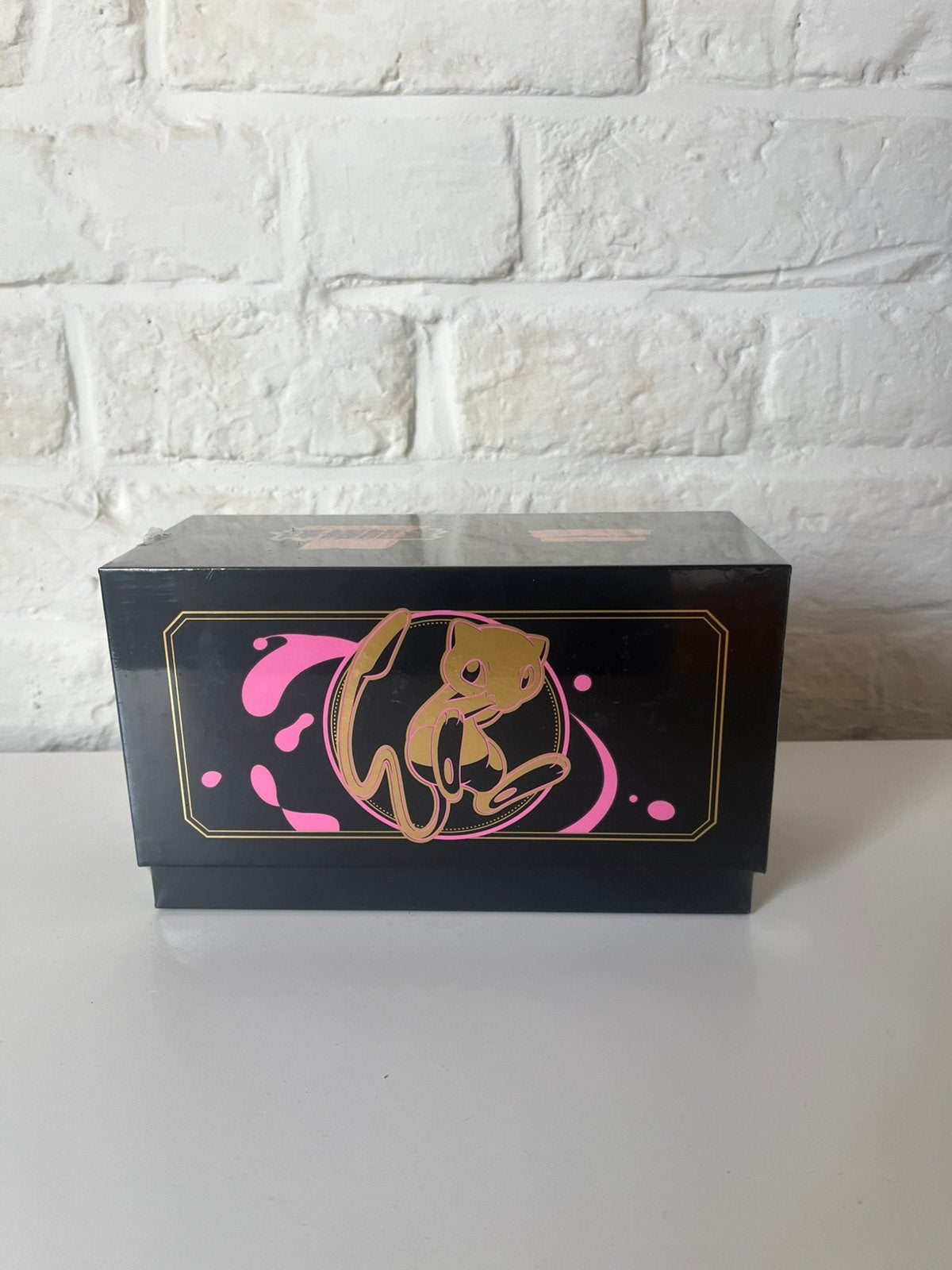 Pokémon Mew Chinese ETB, Ophalen of Verzenden, Nieuw, Boosterbox, Foil