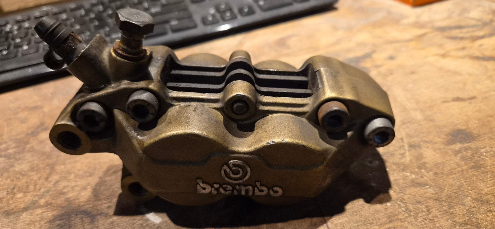 Étrier de frein Ducati Brembo P4 Goldline 40 mm gauche, Motos, Enlèvement ou Envoi
