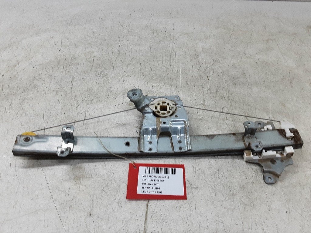 VITRE MECANISME AVANT GAUCHE Nissan Micra (K14), Germany@nissan-services.eu, Kronenweg 38
50389  Wesseling, DE, Utilisé, Nissan