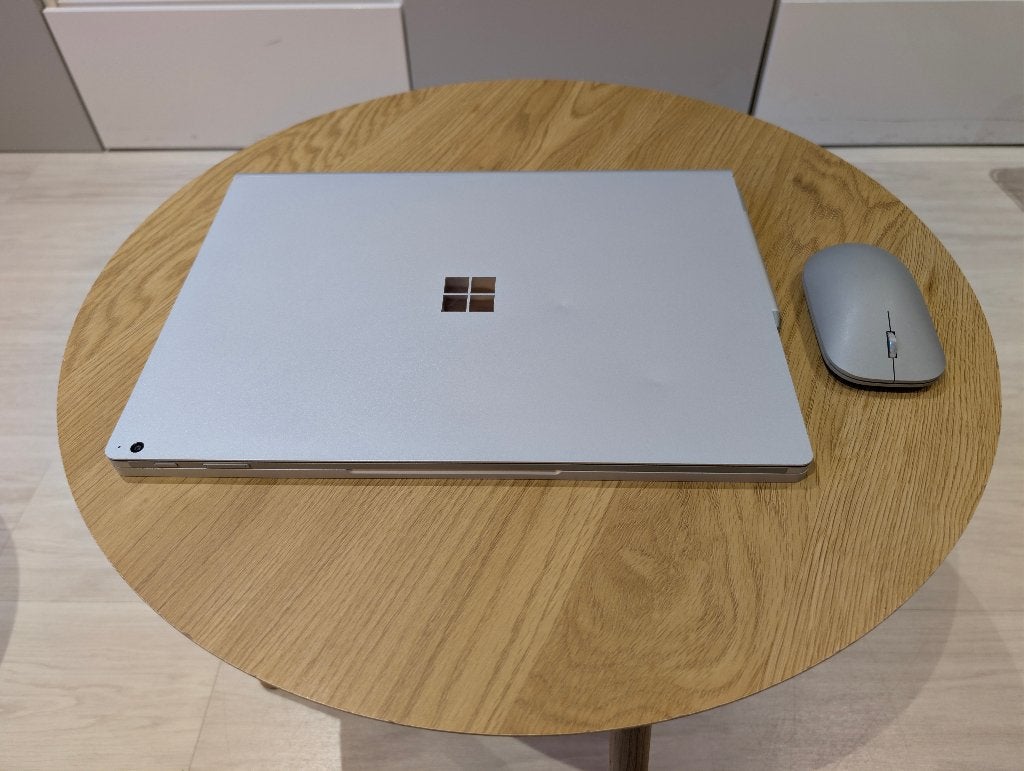 Microsoft Surface Book 2 15", Core i7, 16 Go RAM, 512 Go SSD, Informatique & Logiciels, Intel Core i7-8650U, Avec écran tactile