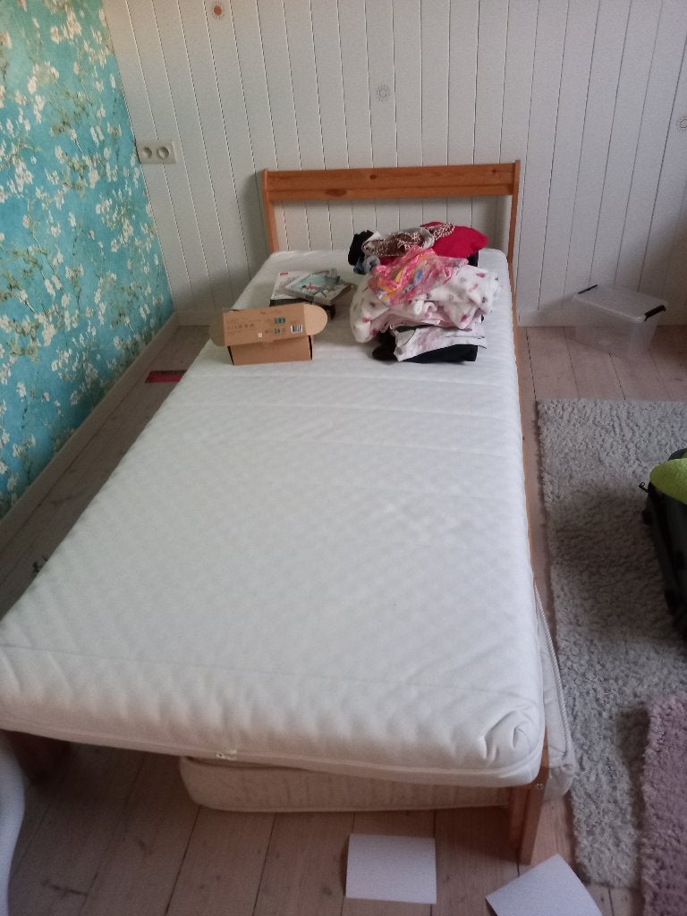 Lit une personne en pin et matelas, Brun, Enlèvement, Scandinave, 200 cm