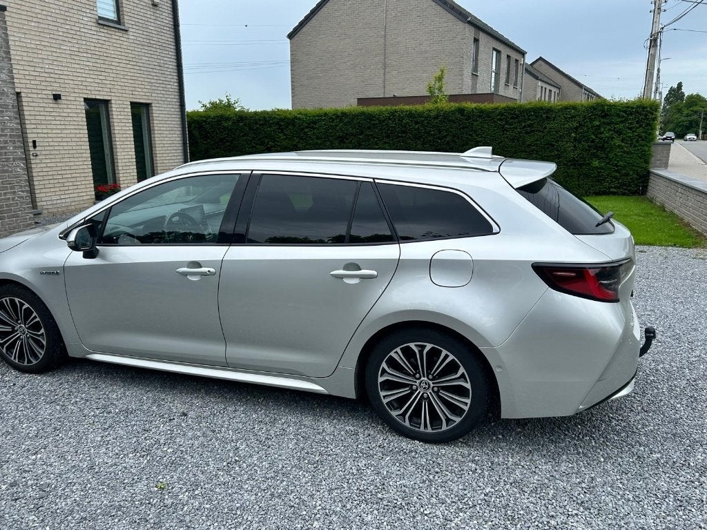 Toyota Corolla SW Hybrid 1.8 Premium e-CVT, 72 kW, Corolla, Leder, 5 deurs