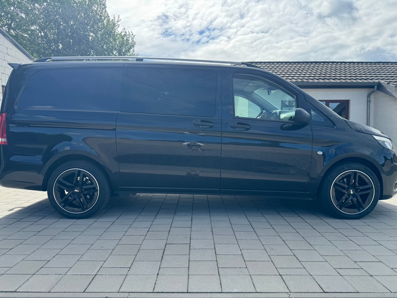 Mercedes vito dubbel cabine LICHTE VRACHT, Auto's, Bestelwagens en Lichte vracht, Automaat, 4 deurs, Achterwielaandrijving, USB