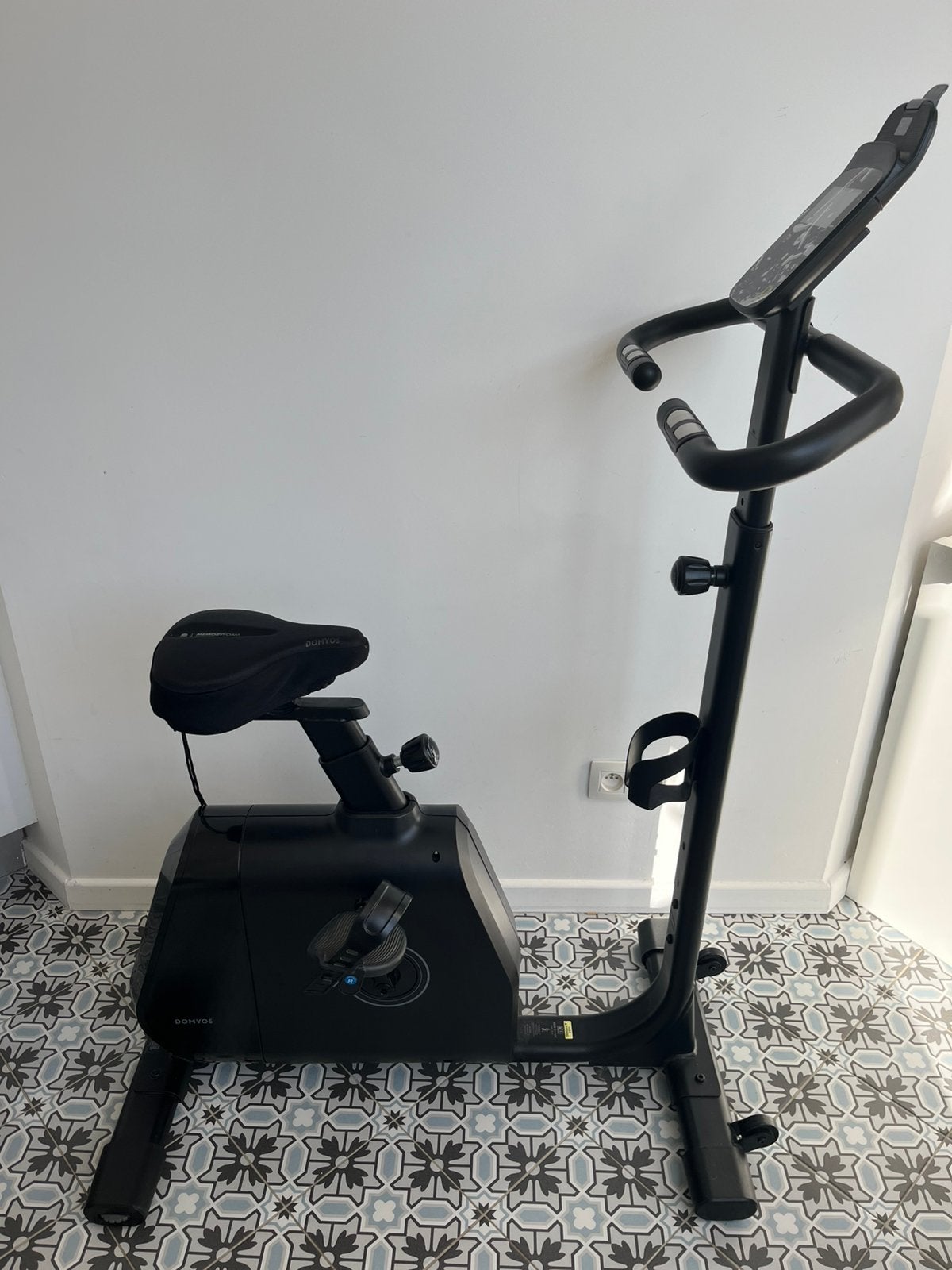 Vélo d’appartement Domyos EB520B connecté + surselle confort, Jambes, Aluminium, Comme neuf, Enlèvement