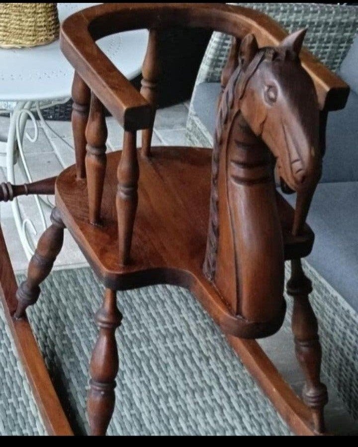 Vintage, authentiek schommelpaard. In uitstekende staat., Ophalen, Zo goed als nieuw