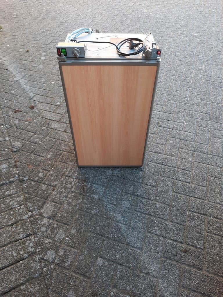 Electrolux RM4230 camper caravan koelkast frigo op gas 12v, Caravans en Kamperen, Ophalen of Verzenden