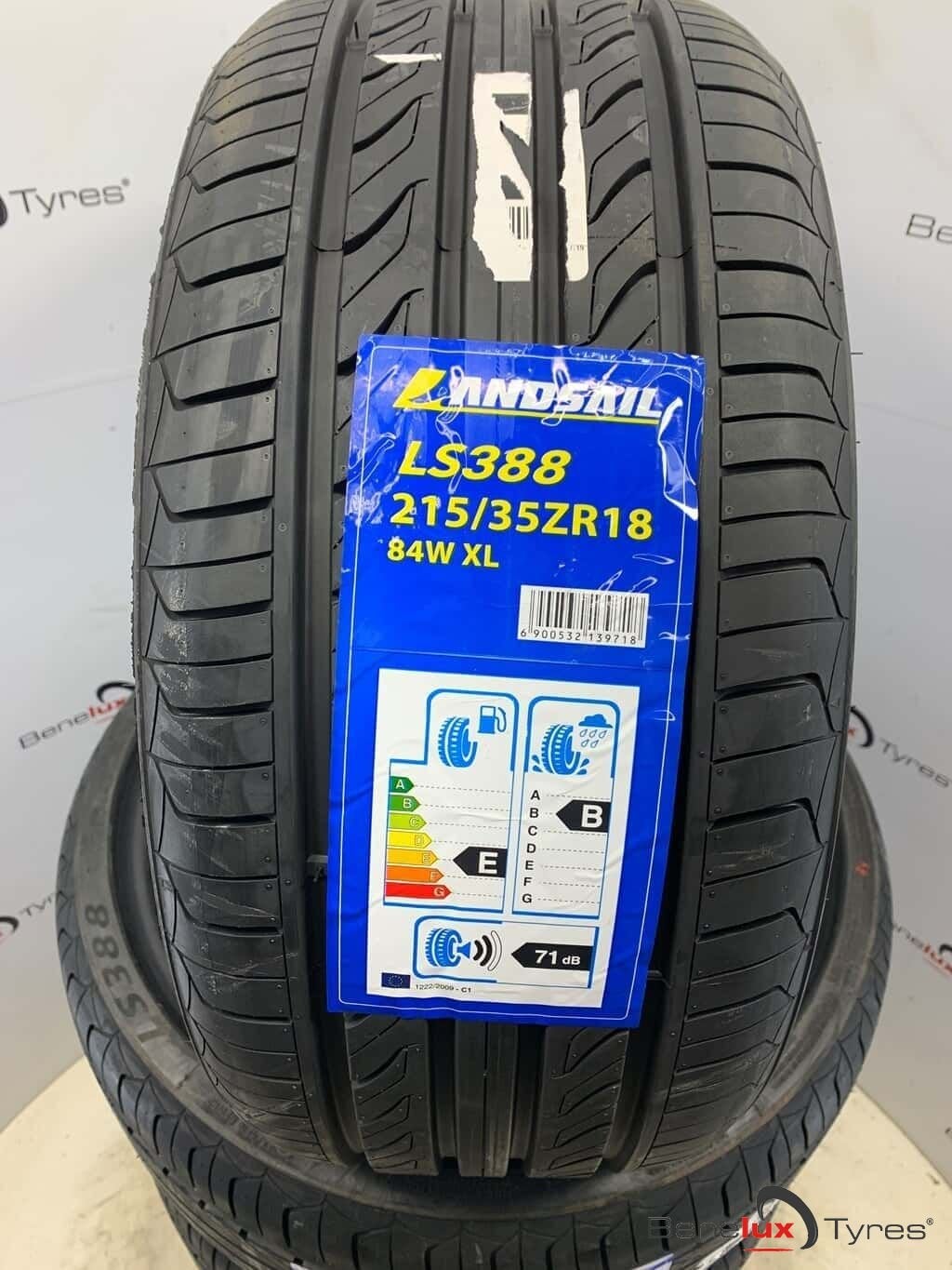 NIEUW 215/35ZR18 215/35R18 215/35/18 2153518 ZR18 R18 215/35, Autos : Pièces & Accessoires, Neuf, 215 mm, -, Véhicule de tourisme
