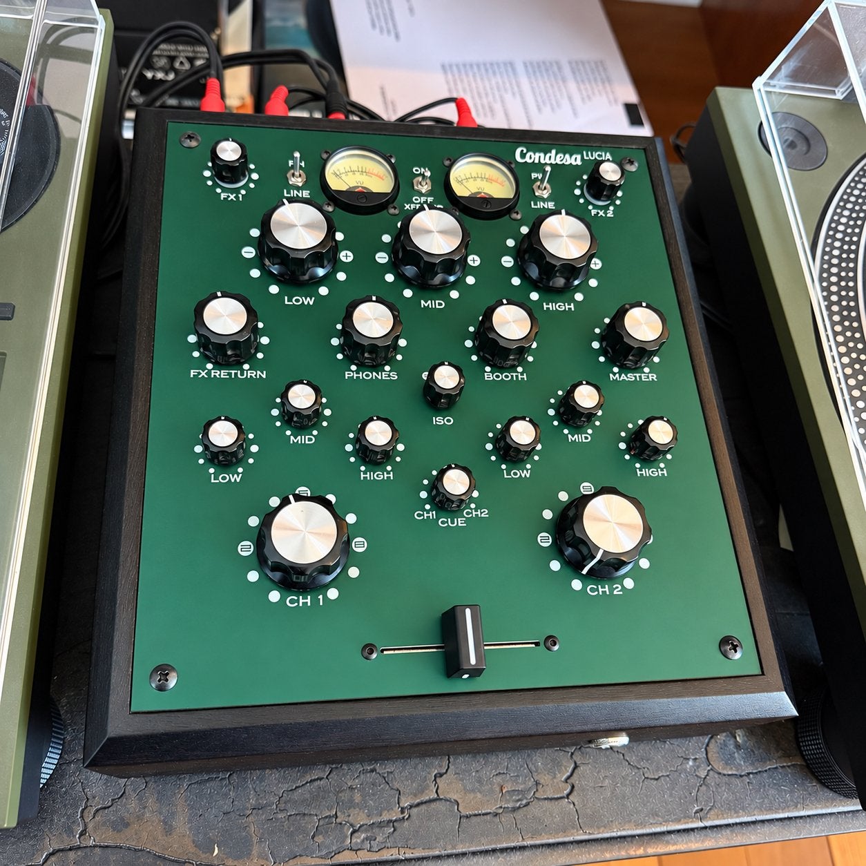 Condesa Lucia X –custom groen-4-pole ISO + Linear PSU + case, Ophalen, Zo goed als nieuw