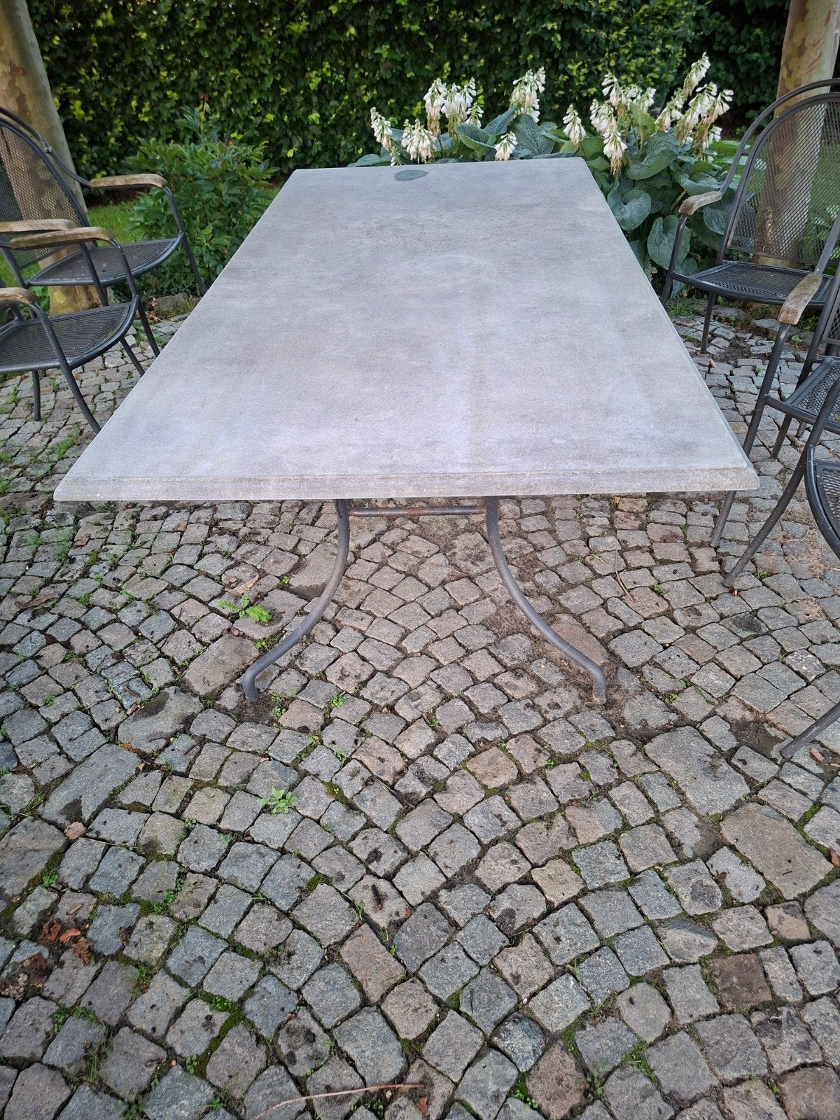 Smeedwerk onderstel arduine tafelblad, Ophalen
