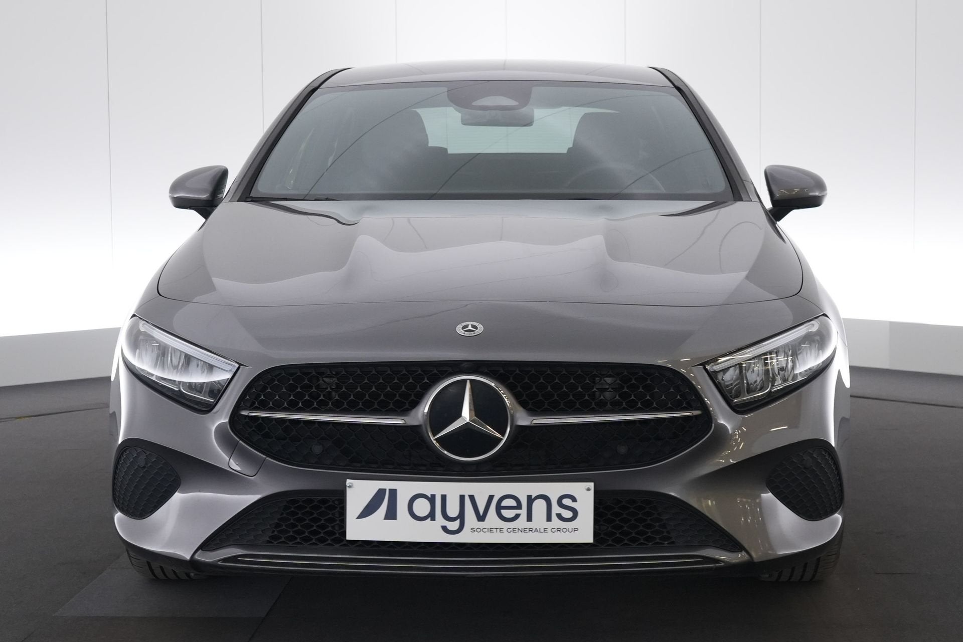 (2DGA412) MERCEDES-BENZ A-CLASS, 100 kW, Achat, Entreprise, Carnet d'entretien