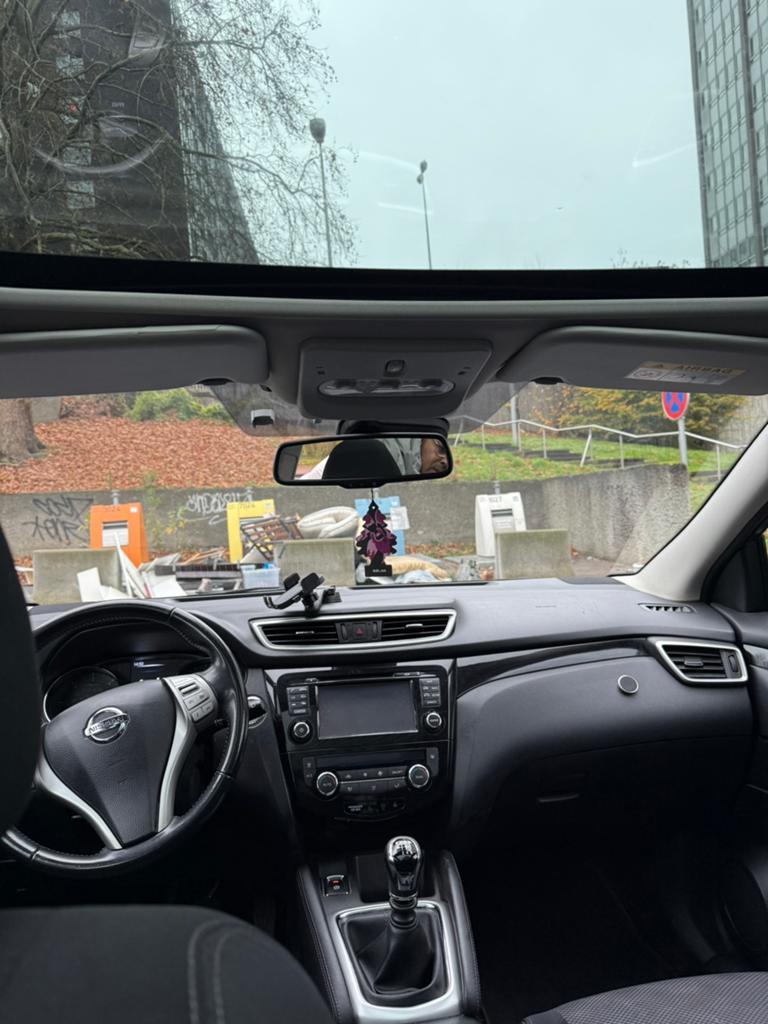 Nissan qashqai 1,5 dci diesel manuel, Auto's, Nissan, Voorwielaandrijving, Stof, 5 deurs, Particulier