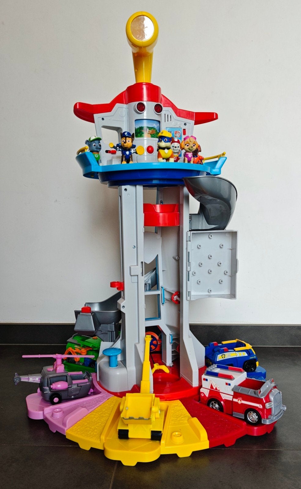 PAW Patrol hoofdkwartier, Ophalen, Gebruikt