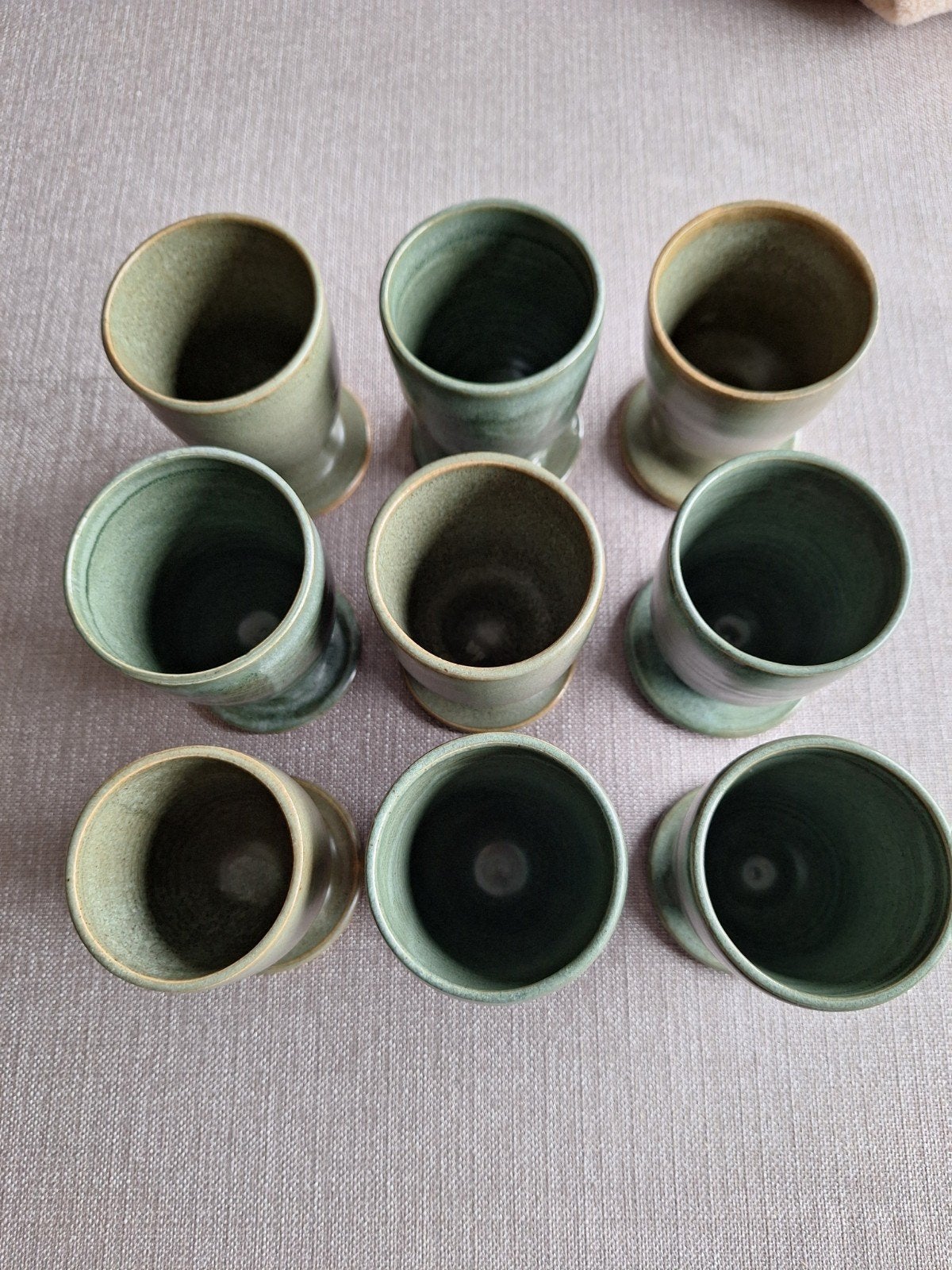 9 kopjes in keramiek, handgemaakt, Huis en Inrichting, Ophalen of Verzenden, Nieuw, Keramiek, Kop(pen) en/of Schotel(s)
