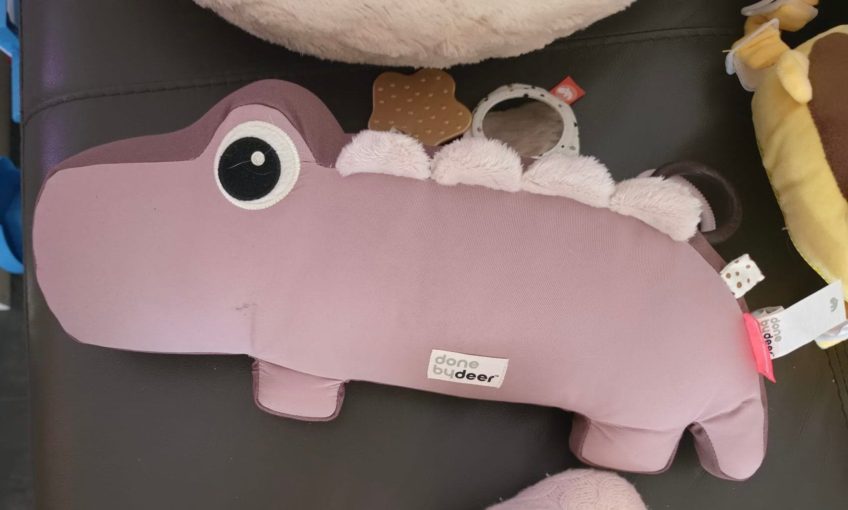 Tummy time kussen done  by deer, Enfants & Bébés, Produits pour enfants, Enlèvement, Comme neuf