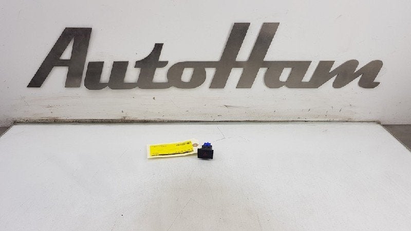 COMMUTATEUR DE FEUX DE DETRESSE Golf Sportsvan (AUVS), Dhr. J. Ham, Volkswagen, Administratie@autoham.nl, Utilisé