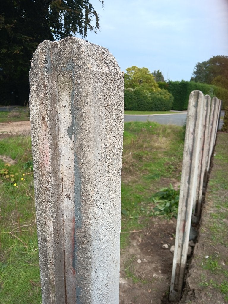 Betonpalen voor panelen, Tuin en Terras, Ophalen, Gebruikt, 180 tot 250 cm, Palen