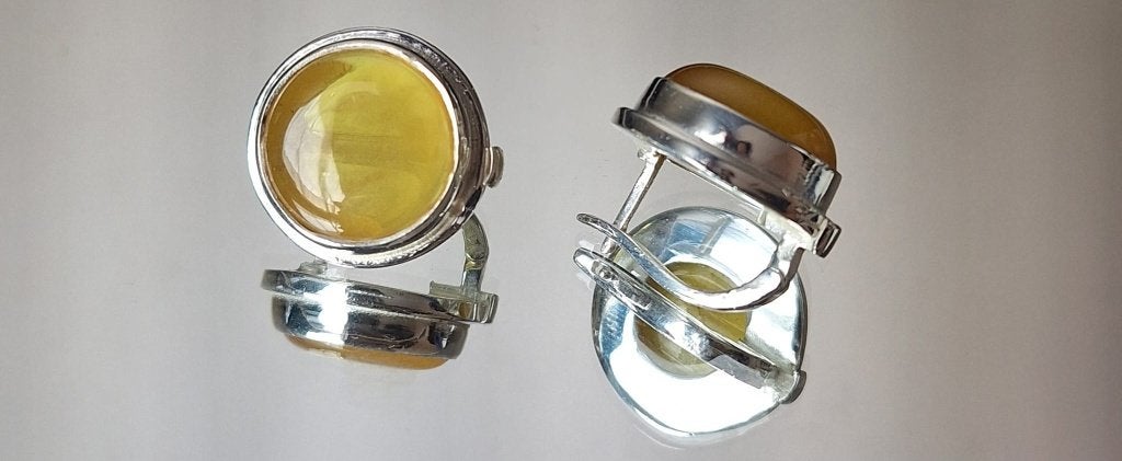 Zilveren 925 Oorbellen met Echte Amber (barnsteen), Geel, Nieuw, Ophalen of Verzenden, Knopjes of Stekers