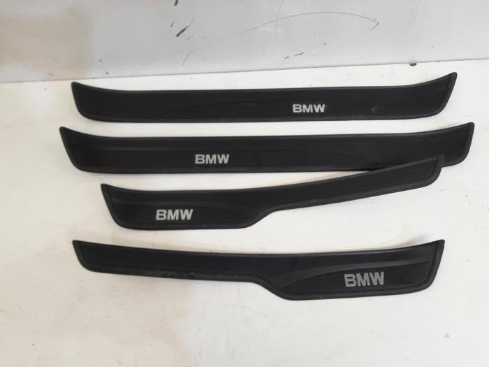 Sierstrip van een BMW 3-Serie, Gebruikt, -, -, Ophalen of Verzenden