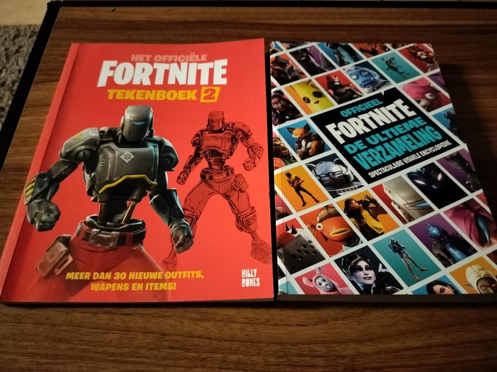 Officieel Fortnite De ultieme verzameling en tekenboek, Boeken, Ophalen of Verzenden