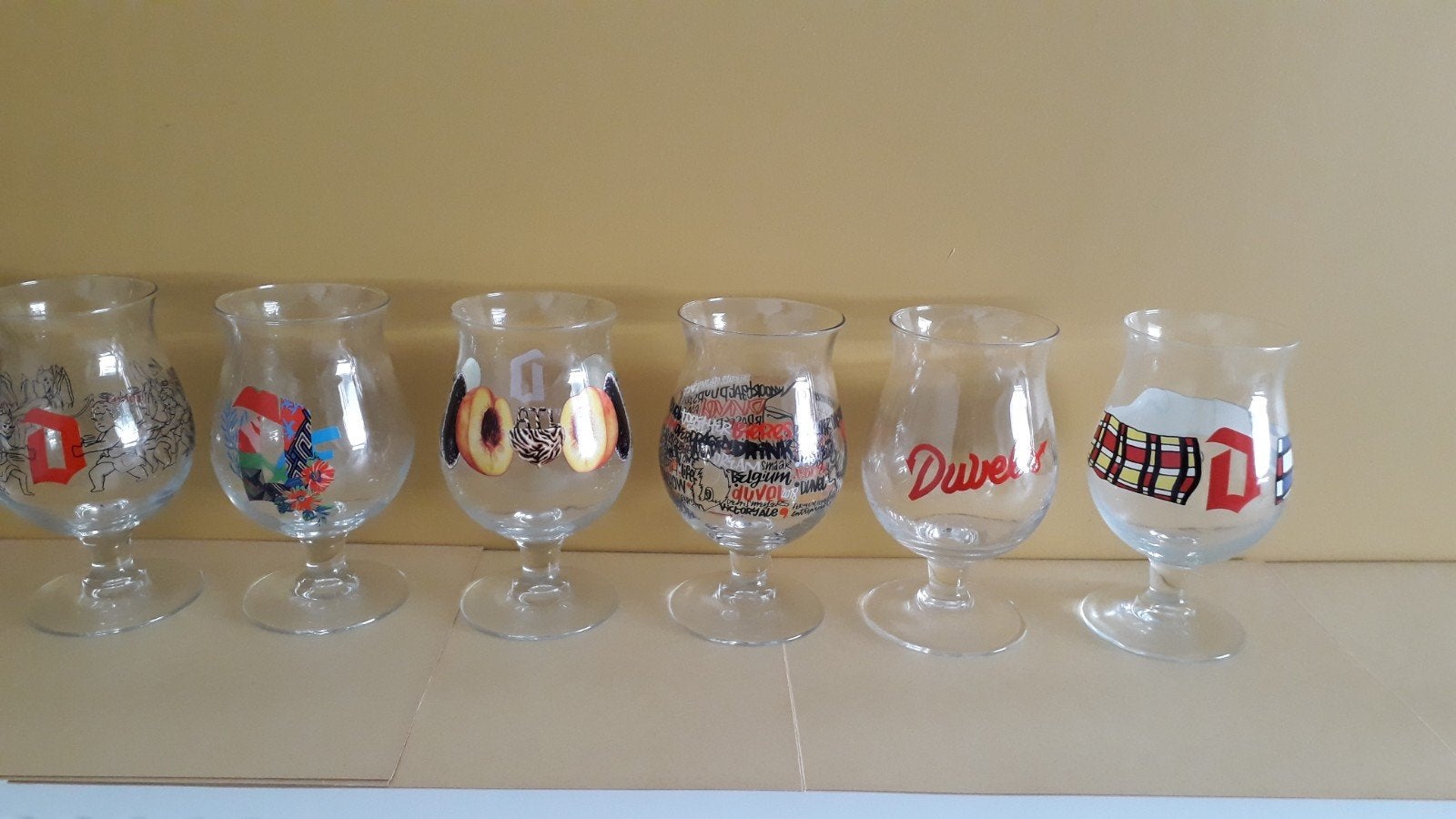 Duvelglazen, Verzamelen, Ophalen