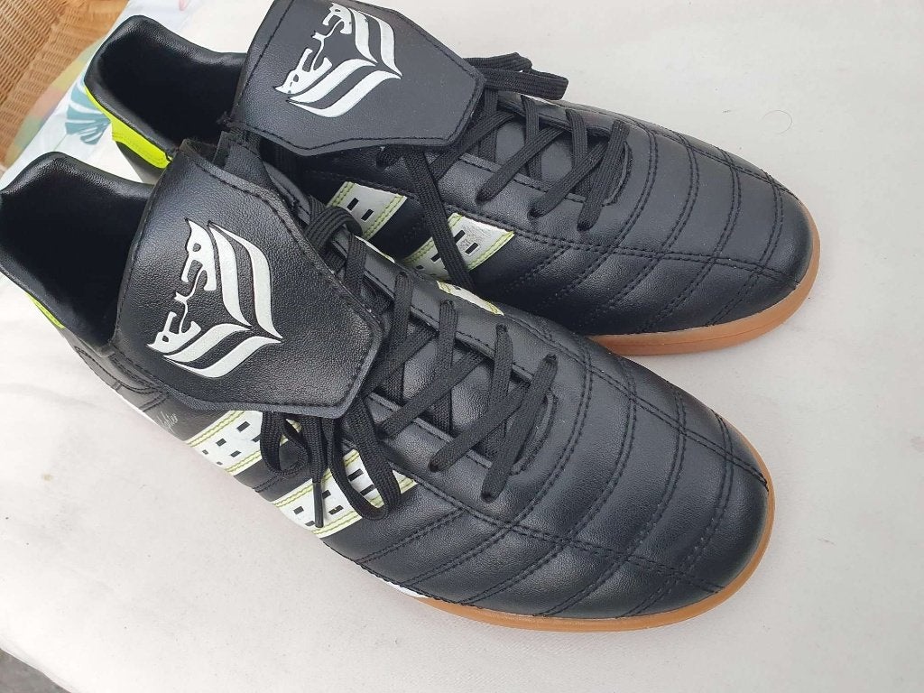 Sneakers van maat 44, Kleding | Heren, Sportkleding, Ophalen of Verzenden, Nieuw