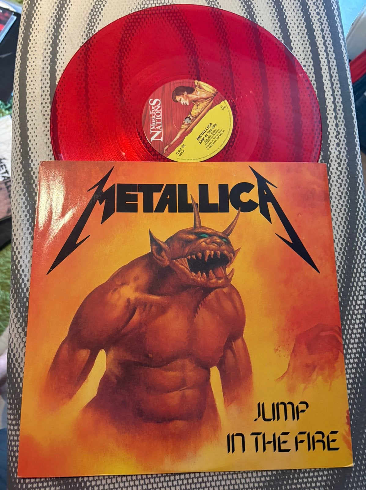Metallica Jump in the fire red vinyl, CD & DVD, Vinyles | Hardrock & Metal, Enlèvement ou Envoi, Comme neuf