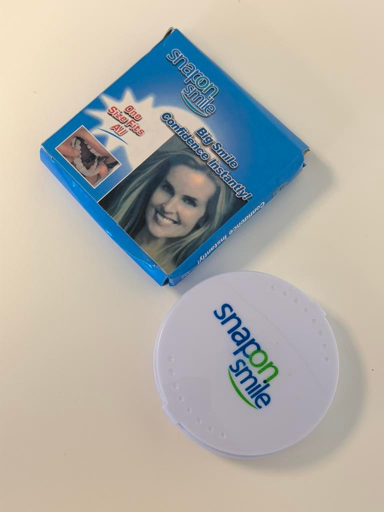 Snap-On Smile Gebitsprothese Wit Nieuw - witte kunst tanden, Ophalen of Verzenden, Nieuw, Overige typen