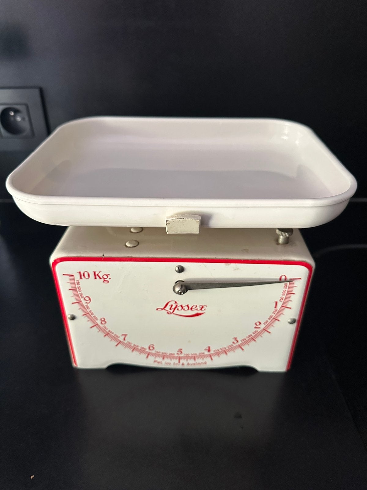 Vintage weegschaal Lyssex, Elektronische apparatuur, Weegschalen, Keukenweegschaal, Analoog, Ophalen of Verzenden, Fijner dan 1 gram