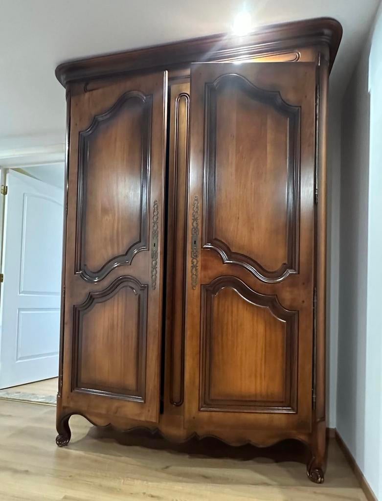 Antieken garderobe/kledingkast, Enlèvement