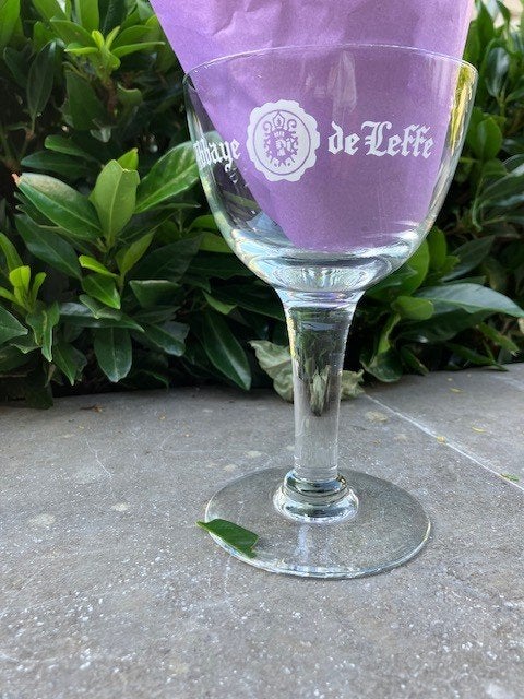 ANCIENNE ABBAYE DE LEFFE EN VERRE. COMME NEUF., Enlèvement ou Envoi, Comme neuf, Verre à bière