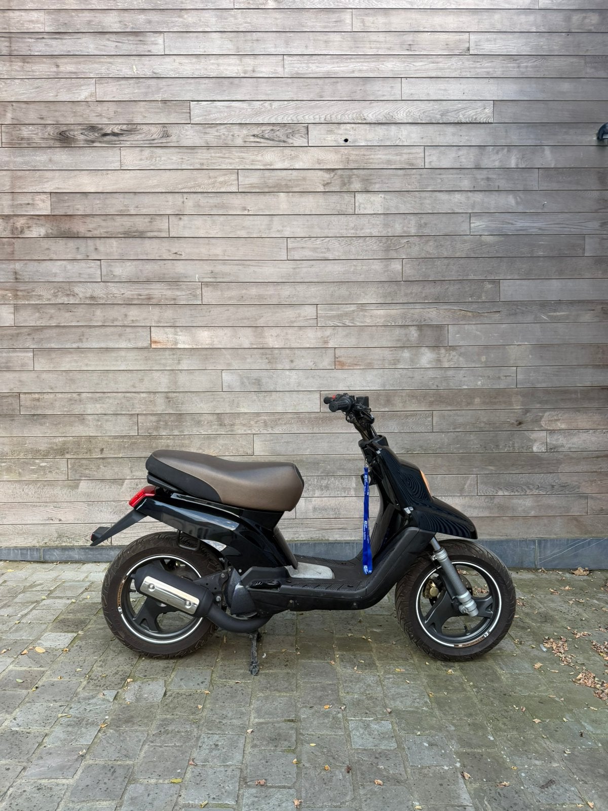 Yamaha booster naket a klasse, Vélos & Vélomoteurs, Enlèvement, Comme neuf