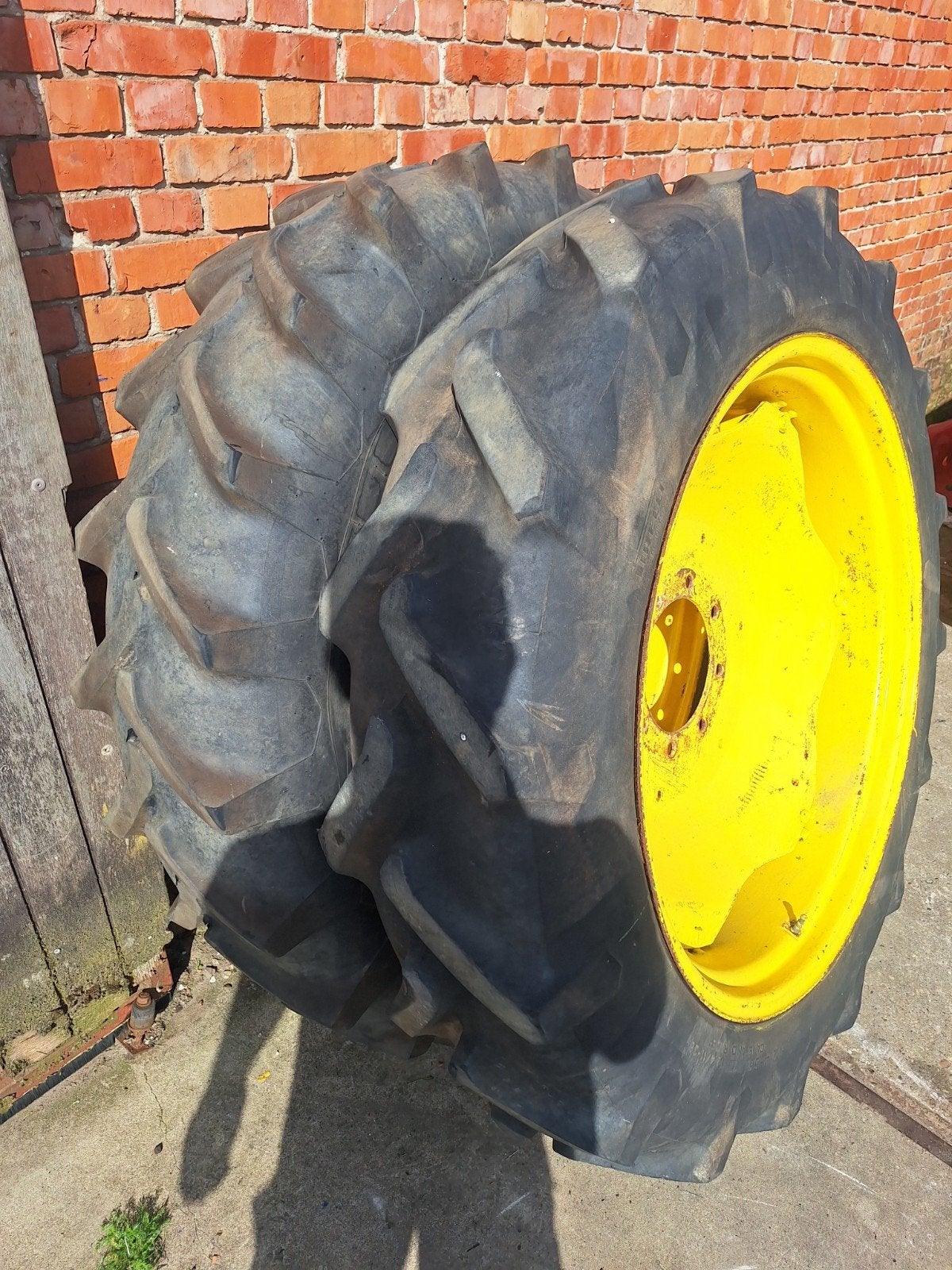 John deere 1020 originele wielen, Zakelijke goederen, Landbouw | Onderdelen | Banden, Velgen en Assen, Ophalen of Verzenden