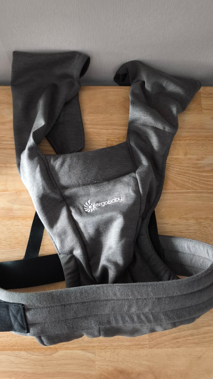 ergobaby embrace grijs, Kinderen en Baby's, Zo goed als nieuw, Buik, Draagzak, Ophalen