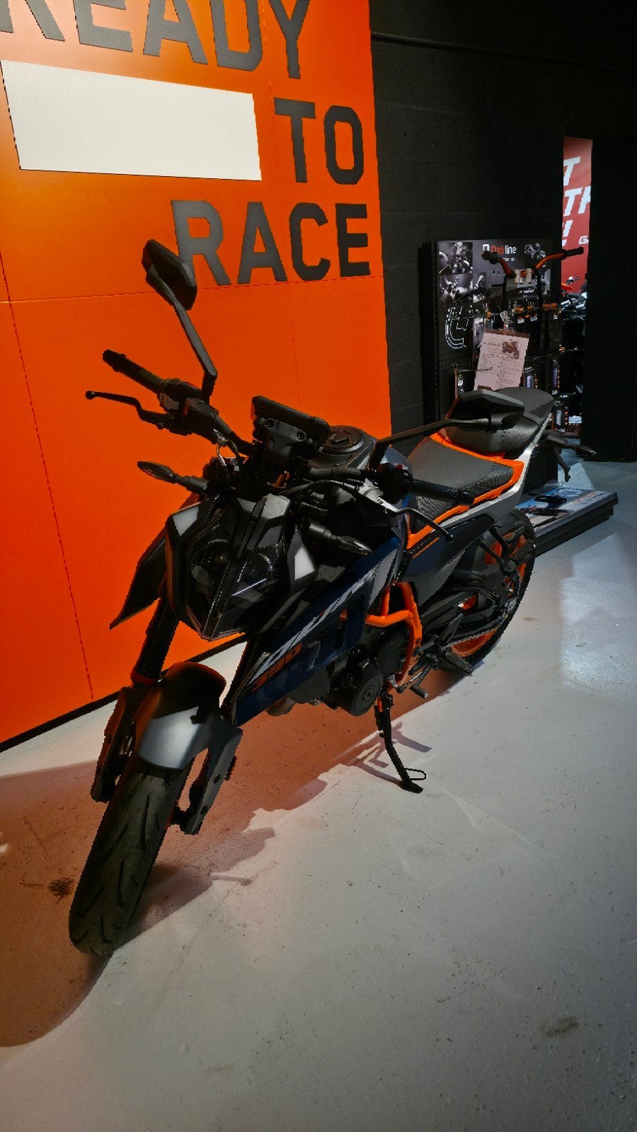 KTM 390 Duke 2025 - Demo, Motoren, Motoren | KTM, KTM, Info@dam-racing.be, Bedrijf