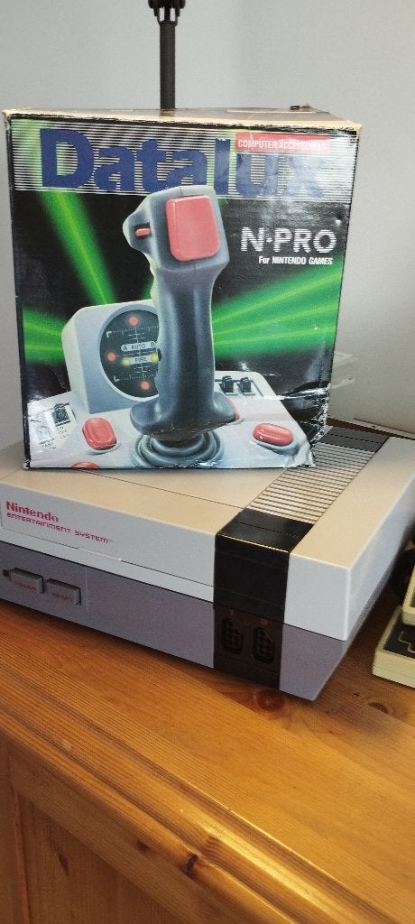 nette,werkzame nintendo nes.helemaal compleet, Games en Spelcomputers, Spelcomputers | Nintendo NES, Ophalen of Verzenden, Gebruikt