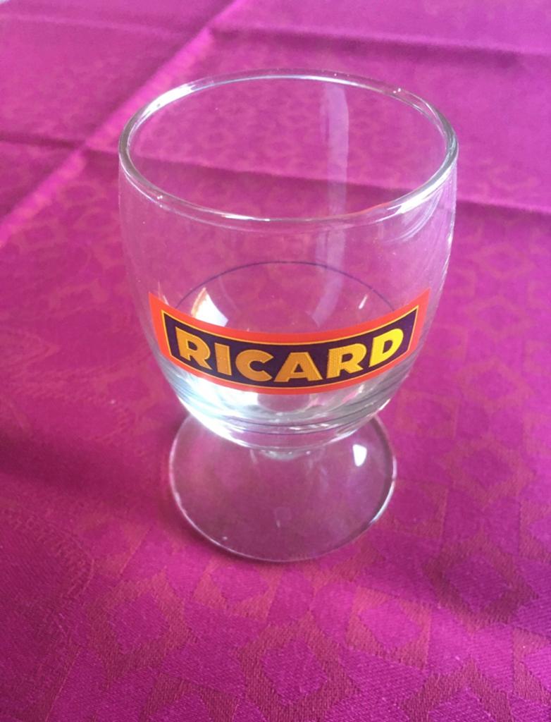 Verre de Ricard sur pied - verre alcool bar, cuisine, Enlèvement ou Envoi, Neuf