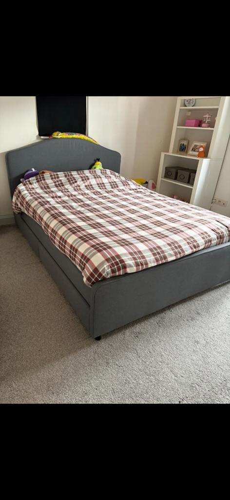 Bed, Huis en Inrichting, Slaapkamer | Complete slaapkamers, Ophalen, Zo goed als nieuw
