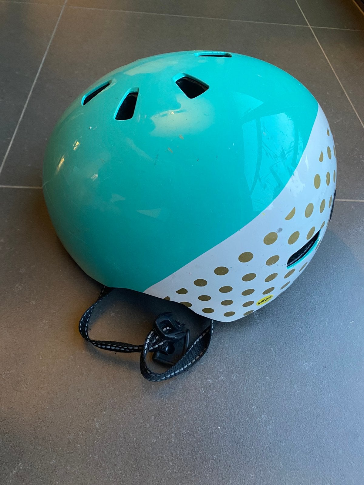 NUTCASE Street MIPS fietshelm, maat S, Fietsen en Brommers, Fietsaccessoires | Fietshelmen, Ophalen of Verzenden, Gebruikt, S