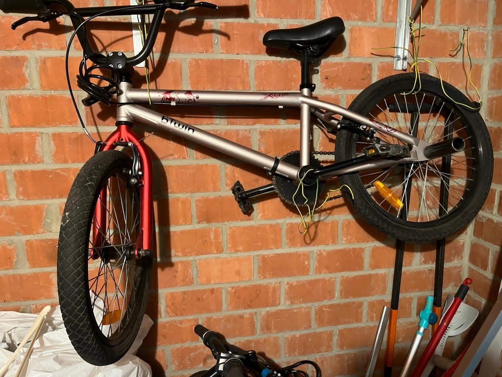 Vélo décathlon, Ophalen