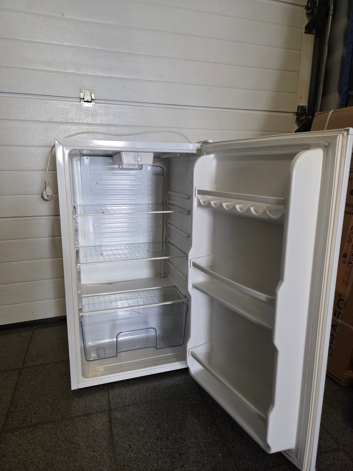 Koelkast Friac, Minder dan 85 cm, Minder dan 60 cm, Zo goed als nieuw, Vrijstaand