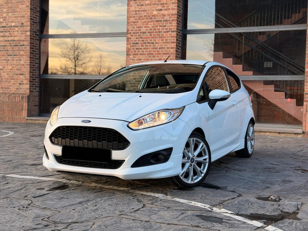 Ford Fiesta ST-Line/1.5 TDCI /DIESEL/GARANTIE, Auto's, Euro 6, Wit, Bedrijf, Fiësta