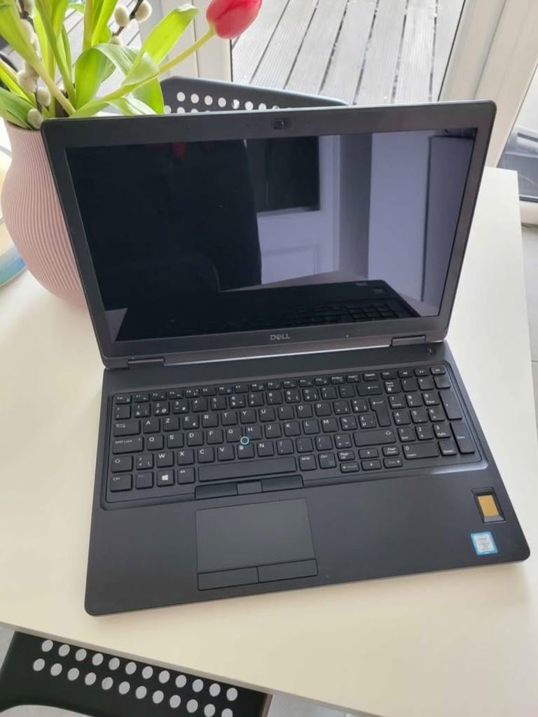Dell Latitude, Ophalen, 2 tot 3 Ghz, 15 inch, Zo goed als nieuw