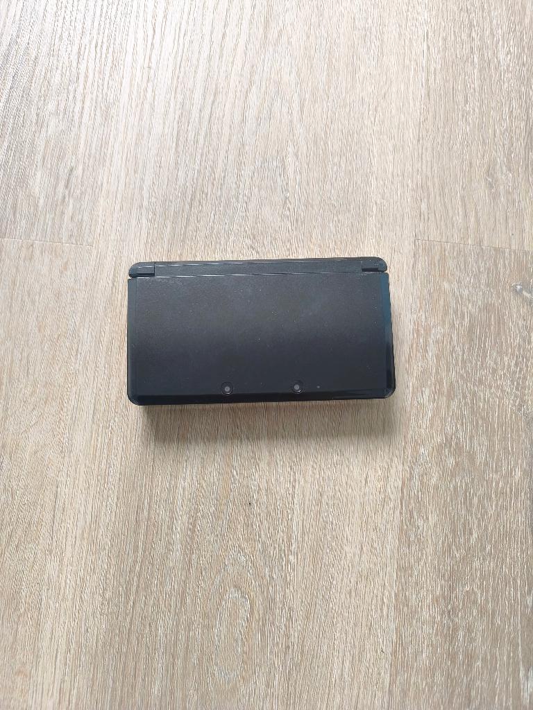 Nintendo 3DS Zwart + Sky3DS - Kan alle spellen spelen, Ophalen, Gebruikt, Zwart, 3DS