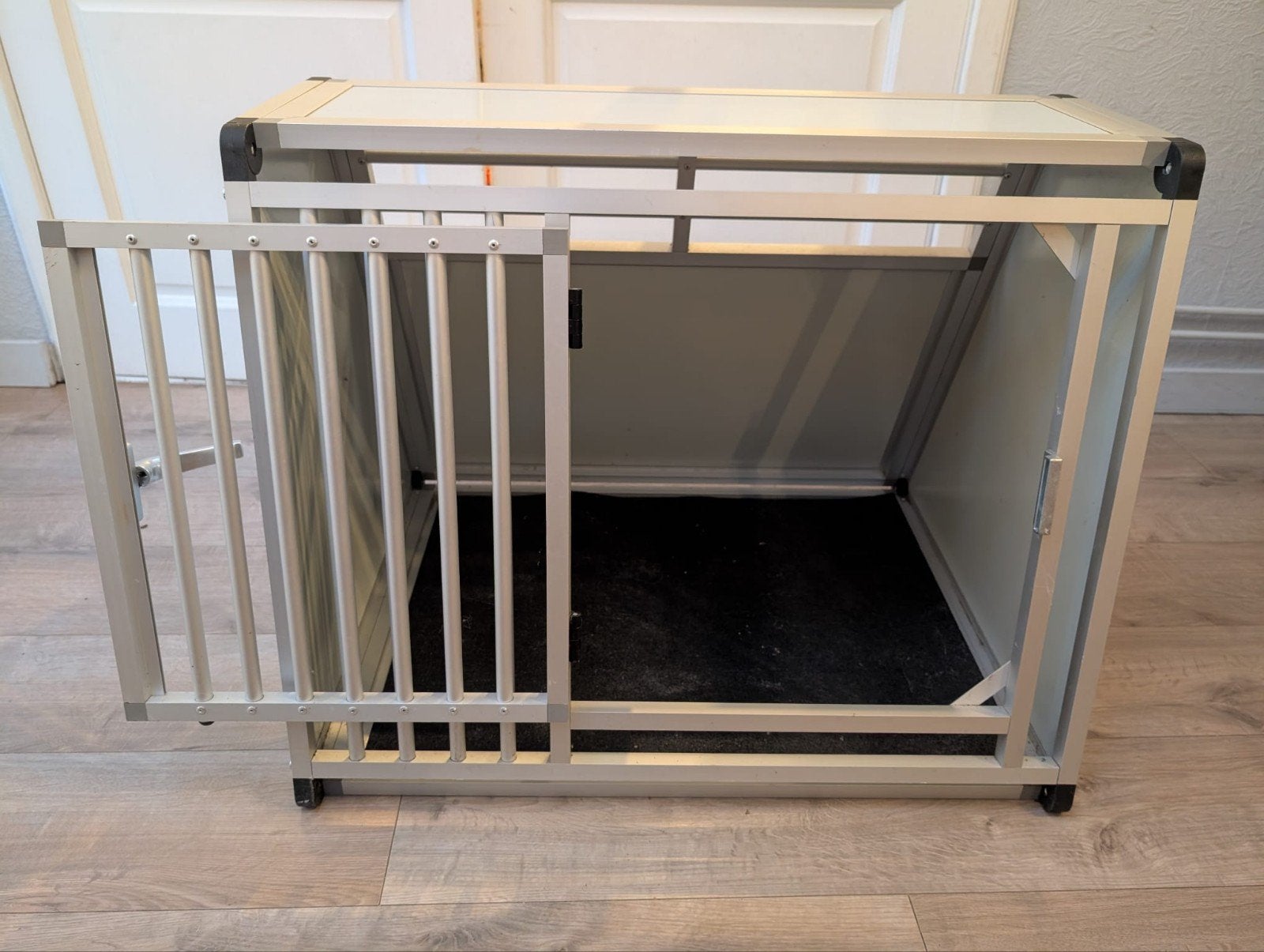 Hundos Autobench M 65x80x65 cm, Dieren en Toebehoren, Hondenbenches, Ophalen, Zo goed als nieuw
