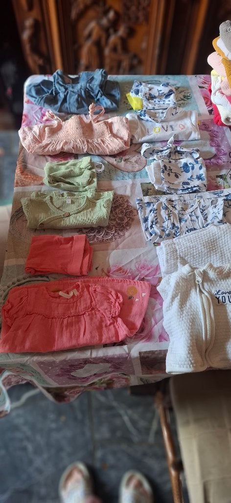 Vetement bebe fille, Enlèvement