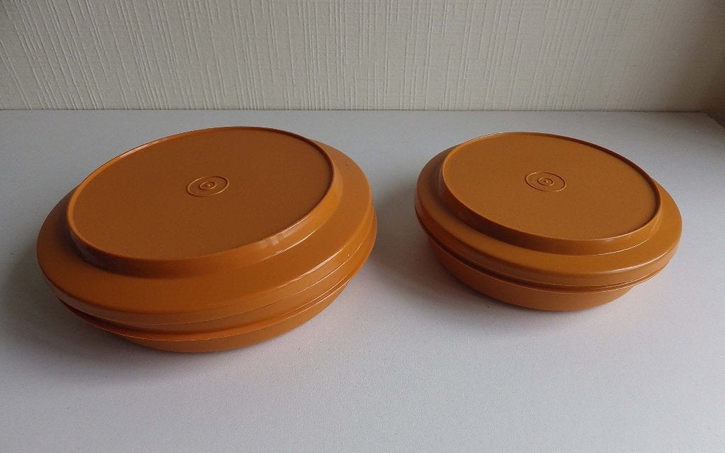 Retro Tupperware Kommenset: €.10,00, Huis en Inrichting, Keuken | Tupperware, Ophalen, Gebruikt, Oranje, Stapelbaar