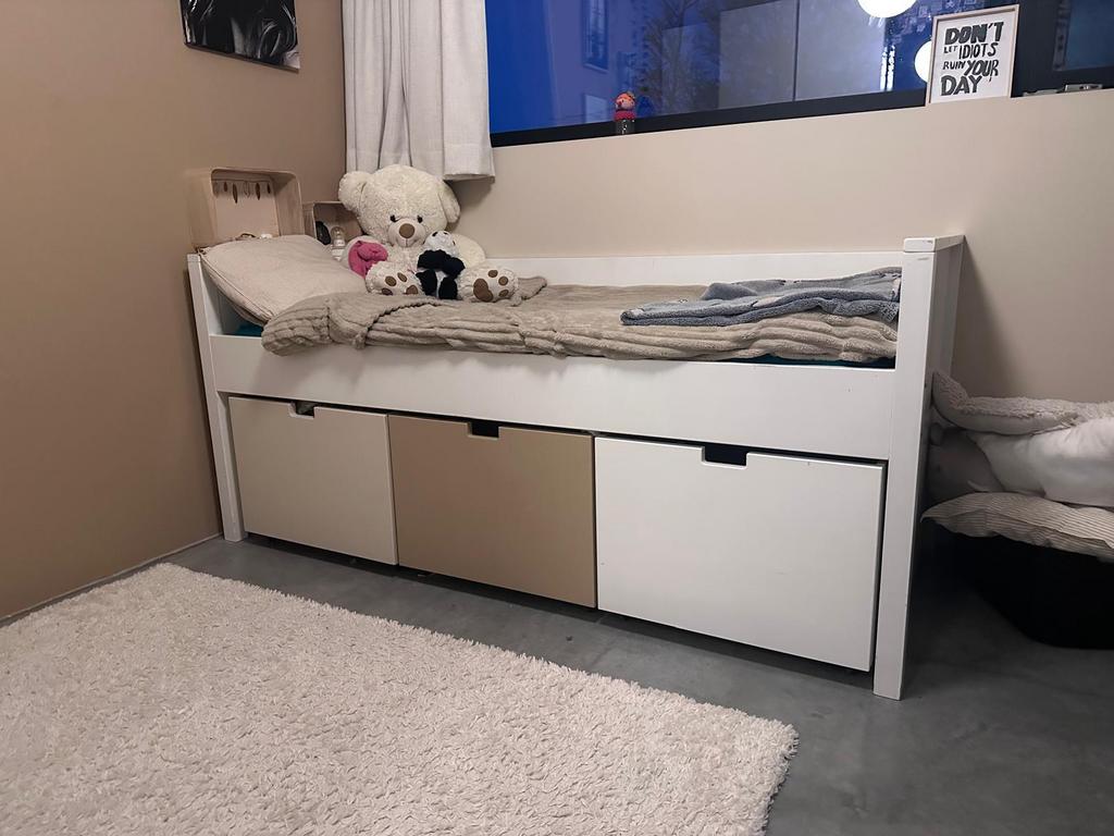 Bed BOPITA, Huis en Inrichting, Ophalen