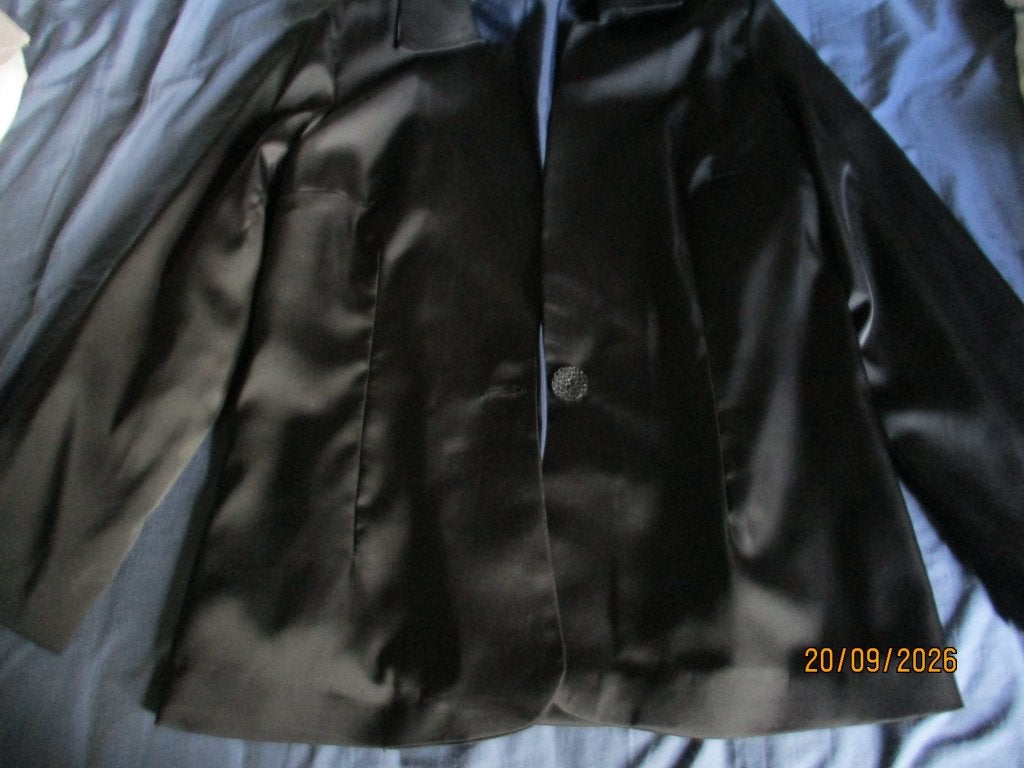 nieuw zwart satijnen vest, Kleding | Dames, Zwart, Maat 42/44 (L), Nieuw, Ophalen of Verzenden